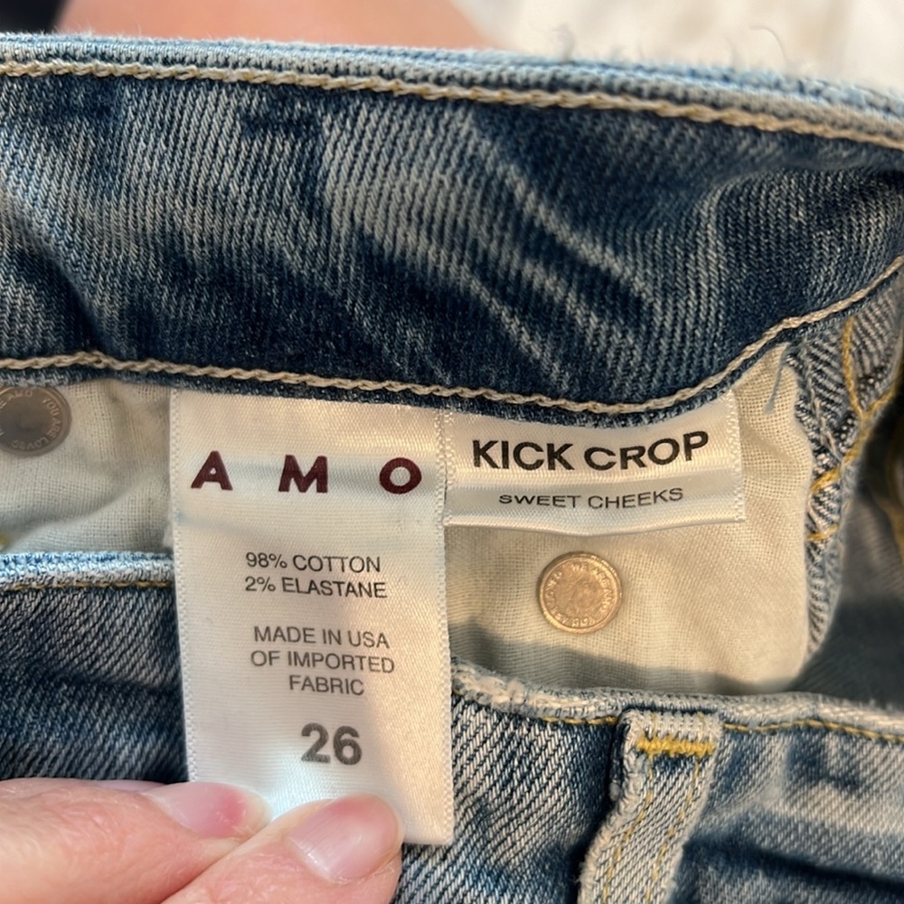 AMO Jeans - Picture 5 of 5